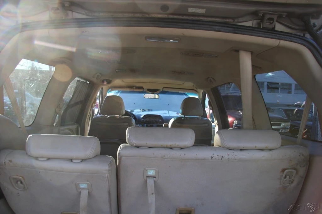 2007 Honda Odyssey - Image 18 of 21