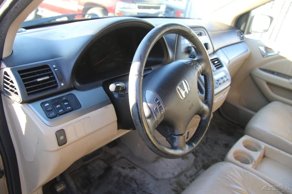 2007 Honda Odyssey - Image 12 of 21