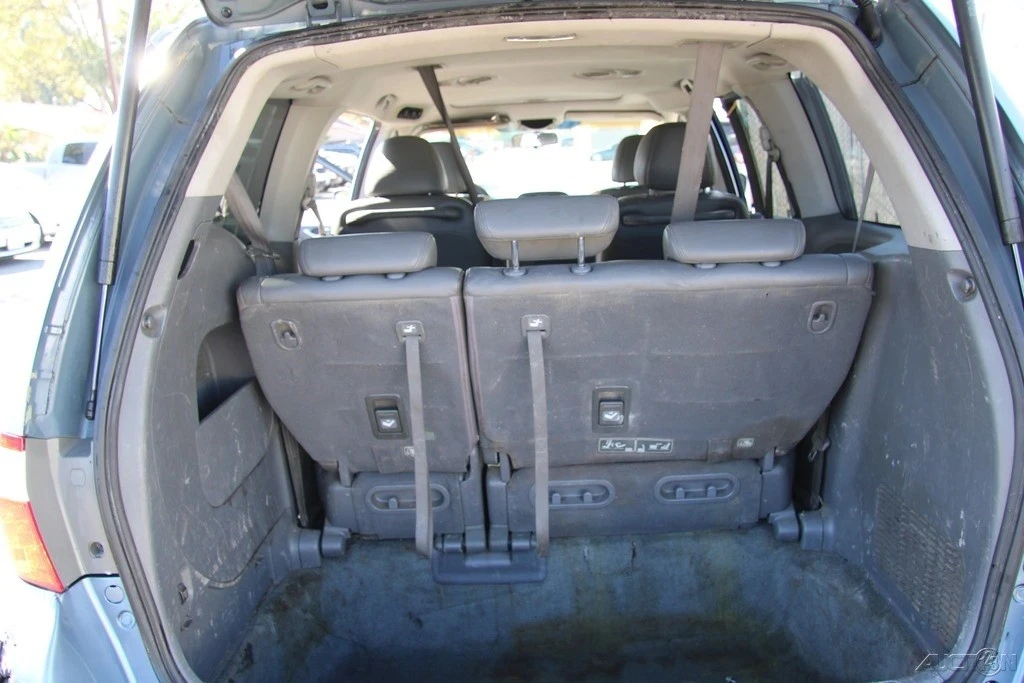 2007 Honda Odyssey - Image 20 of 21