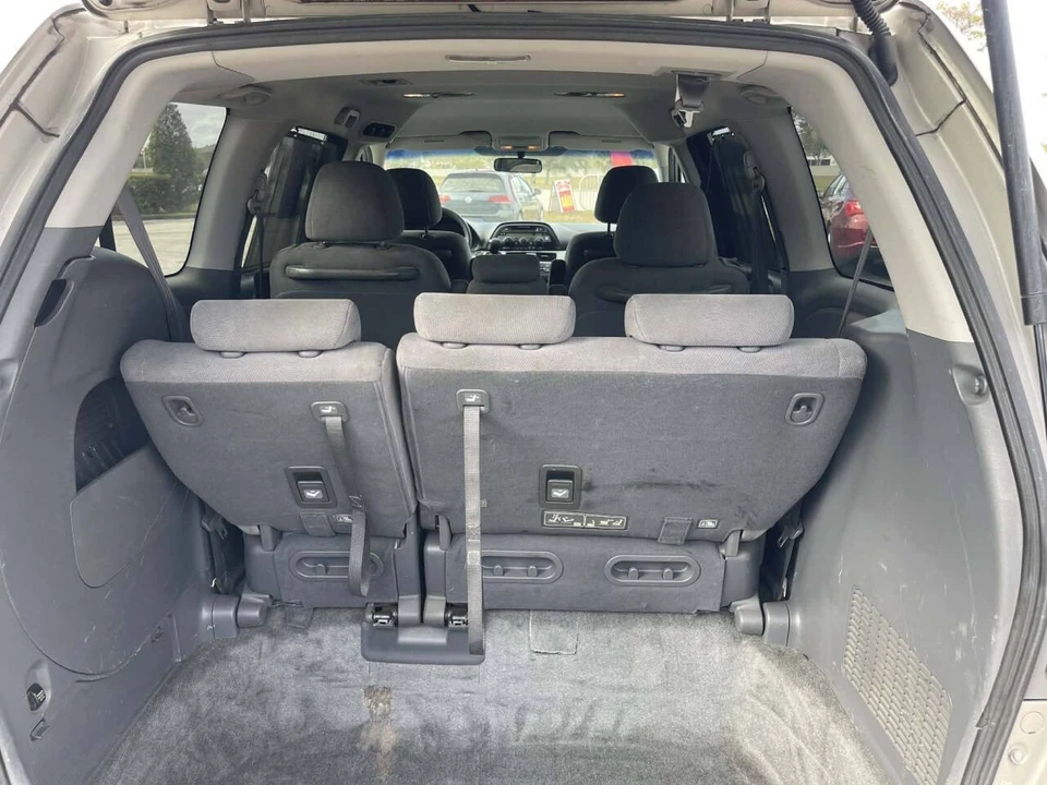 2007 Honda Odyssey - Image 12 of 21