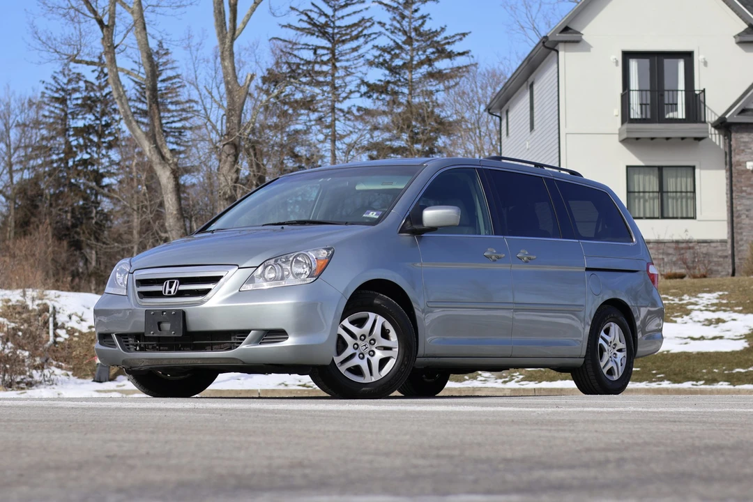 2007 Honda Odyssey - Image 2 of 31