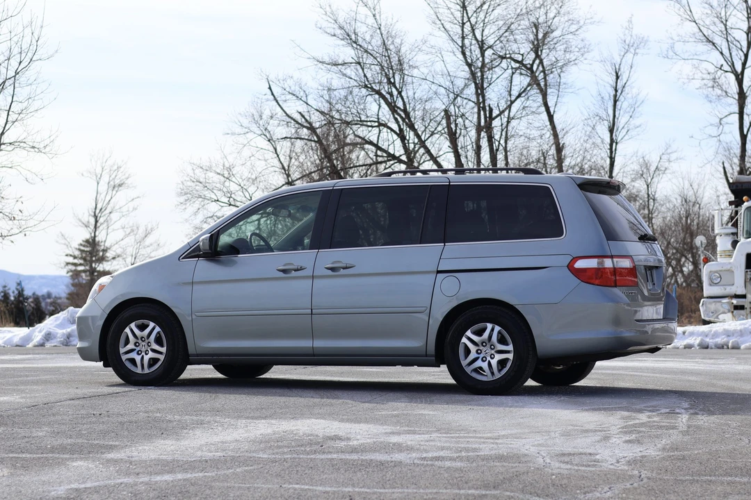 2007 Honda Odyssey - Image 15 of 31