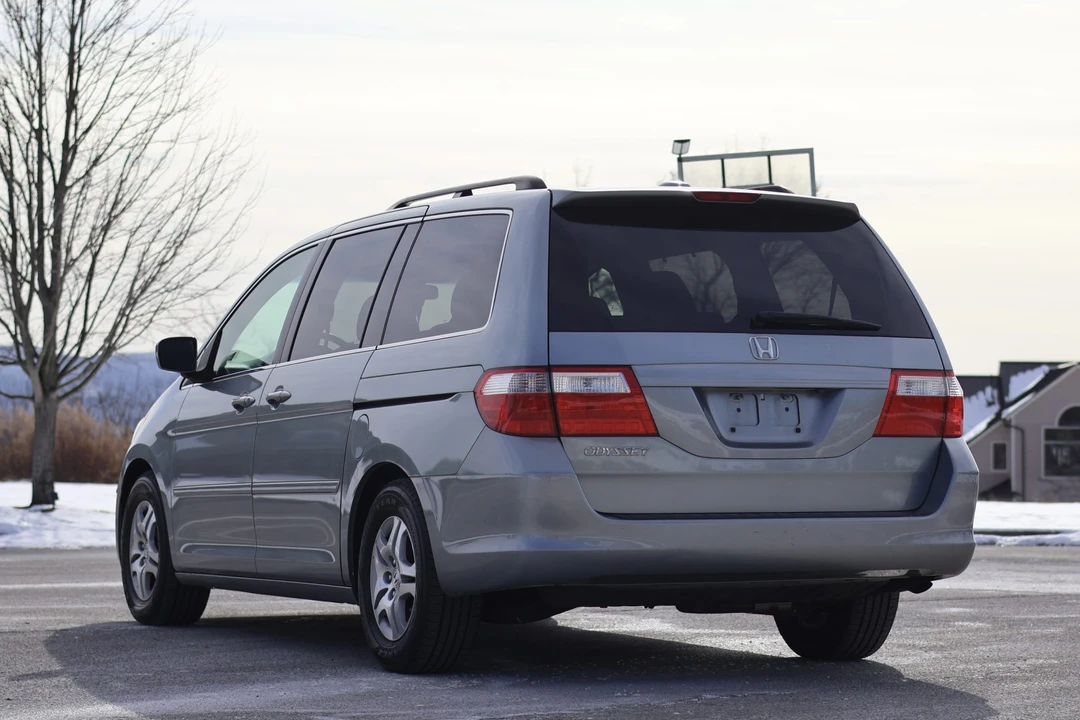 2007 Honda Odyssey - Image 13 of 31