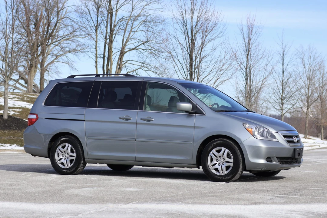 2007 Honda Odyssey - Image 7 of 31