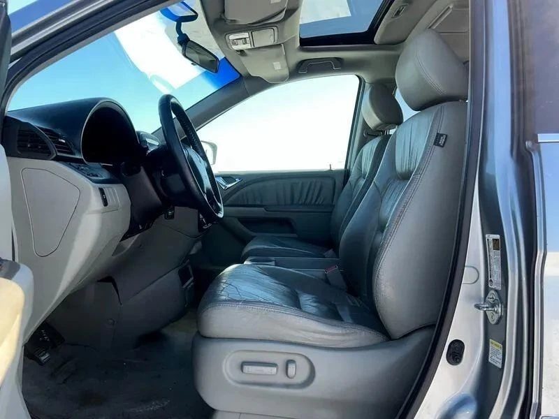 2007 Honda Odyssey - Image 6 of 12