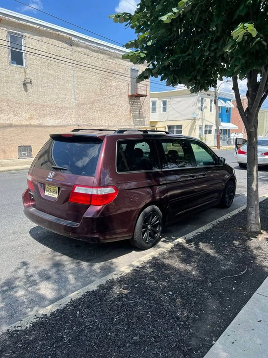 2007 Honda Odyssey - Image 2 of 4