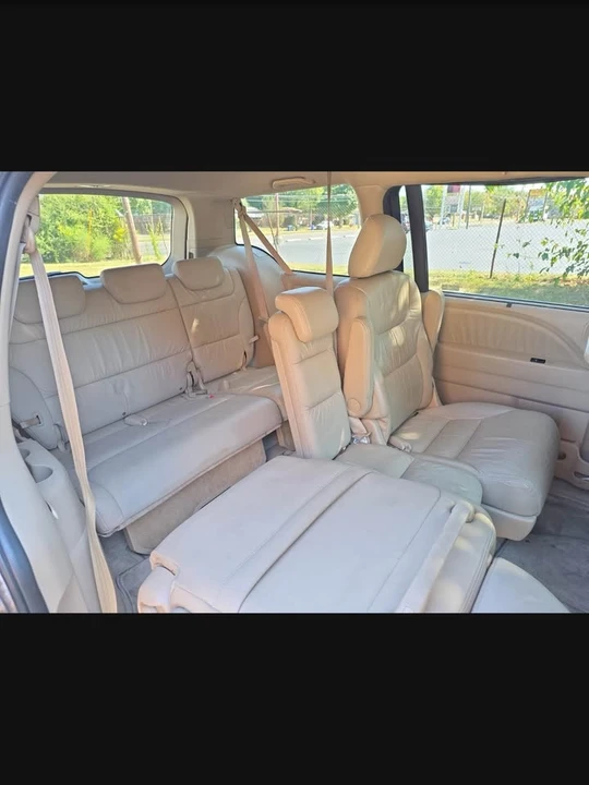 2007 Honda Odyssey - Image 10 of 16