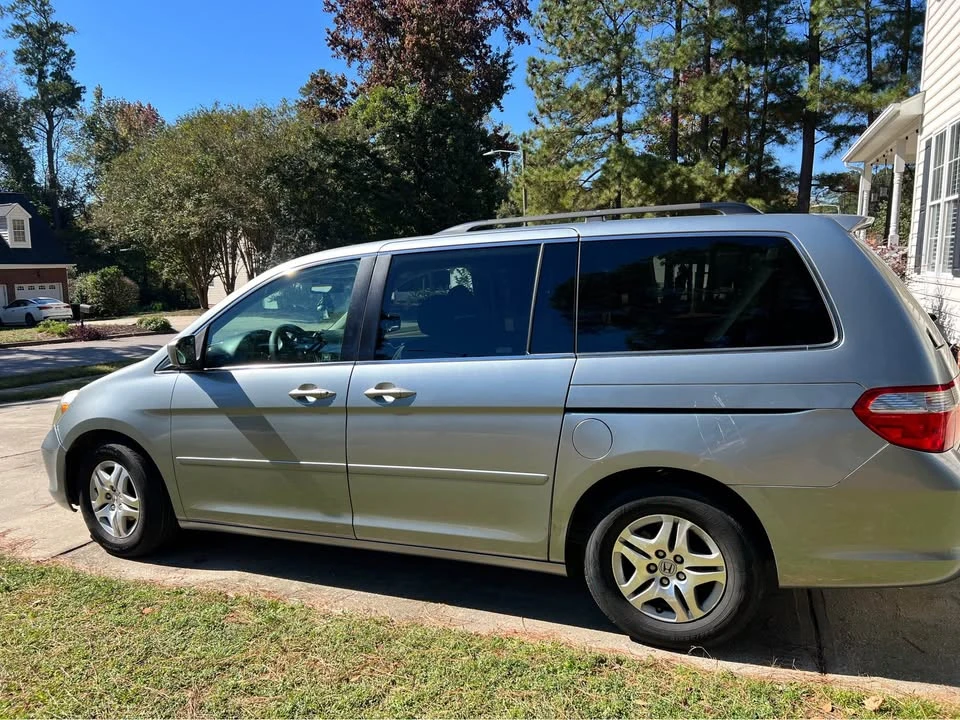2007 Honda Odyssey - Image 2 of 14