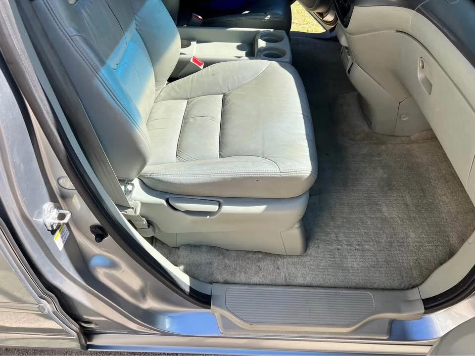 2007 Honda Odyssey - Image 11 of 14