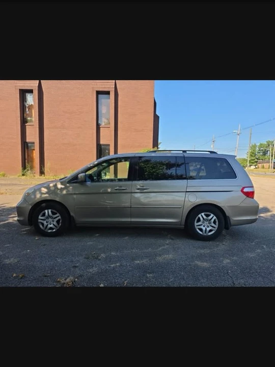 2007 Honda Odyssey - Image 2 of 16