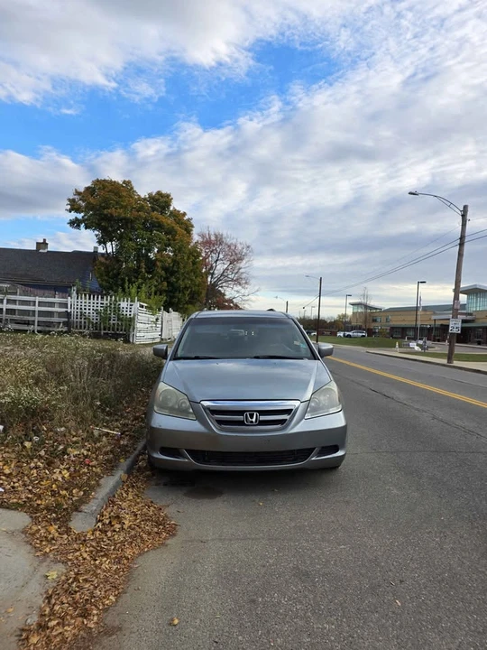 2007 Honda Odyssey - Image 2 of 7