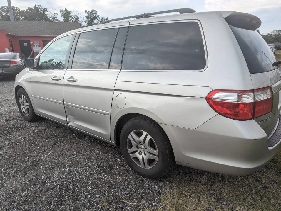 2007 Honda Odyssey - Image 3 of 21