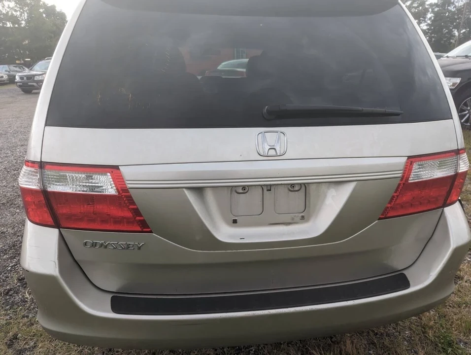 2007 Honda Odyssey - Image 8 of 21