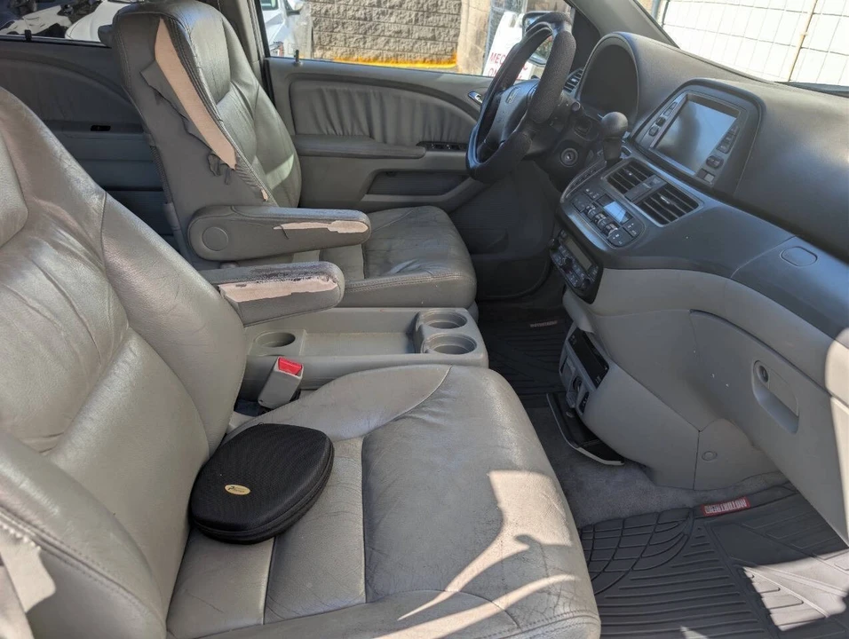 2007 Honda Odyssey - Image 13 of 18