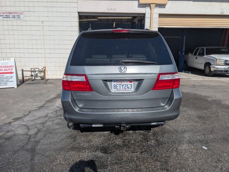 2007 Honda Odyssey - Image 5 of 18