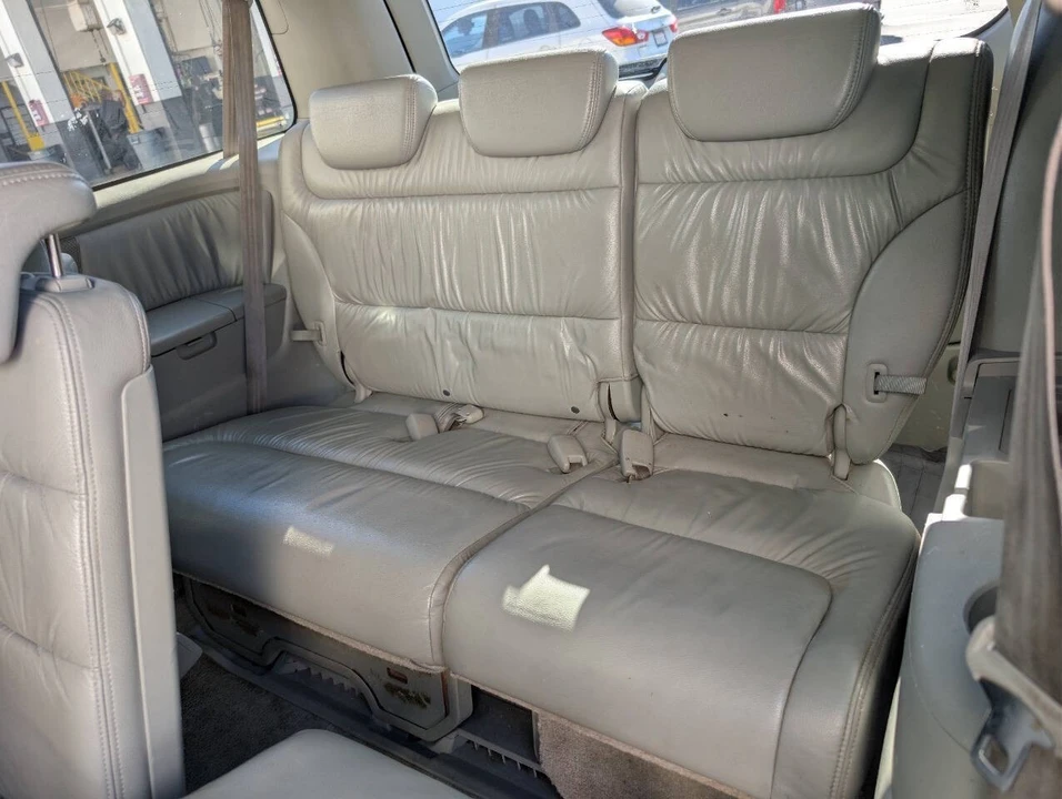 2007 Honda Odyssey - Image 11 of 18