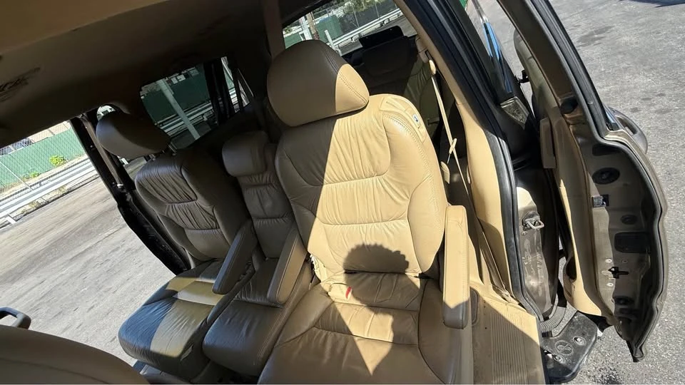 2007 Honda Odyssey - Image 12 of 14