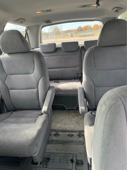 2007 Honda Odyssey - Image 17 of 20