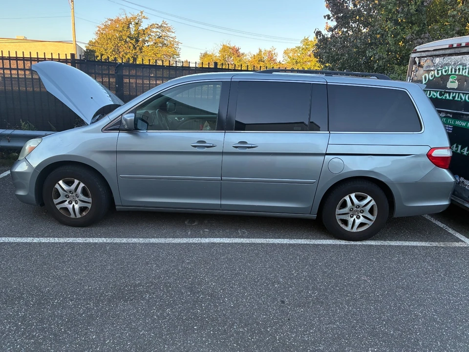 2007 Honda Odyssey - Image 15 of 20