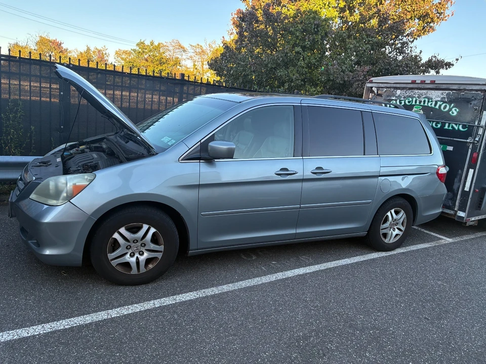 2007 Honda Odyssey - Image 16 of 20