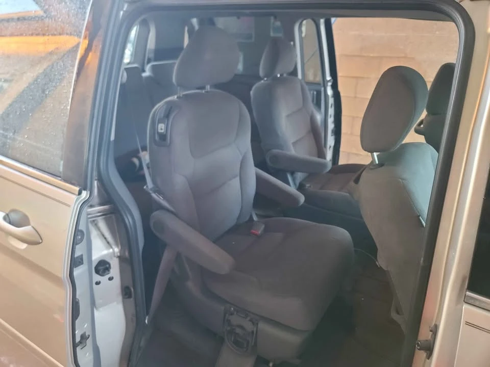 2007 Honda Odyssey - Image 6 of 11