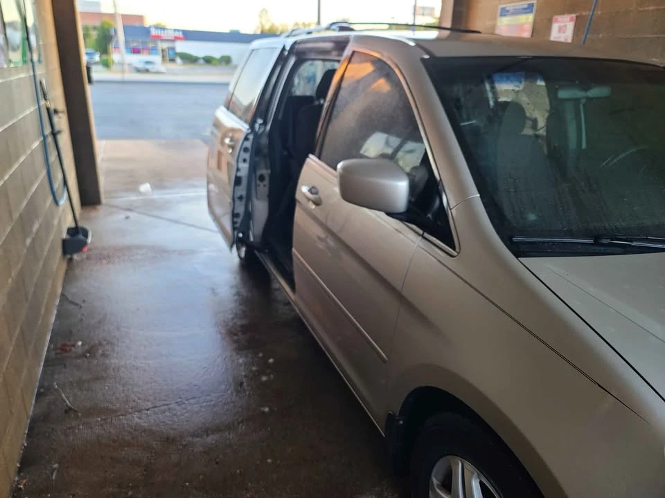 2007 Honda Odyssey - Image 8 of 11
