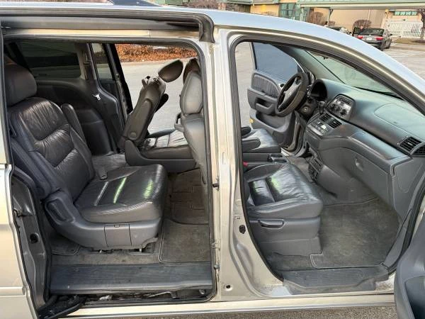 2007 Honda Odyssey - Image 8 of 13