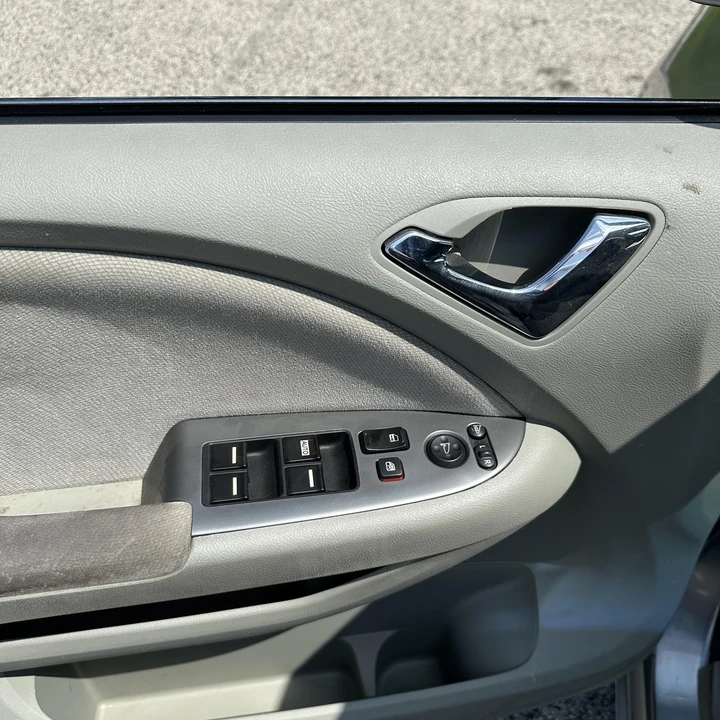2007 Honda Odyssey - Image 15 of 21