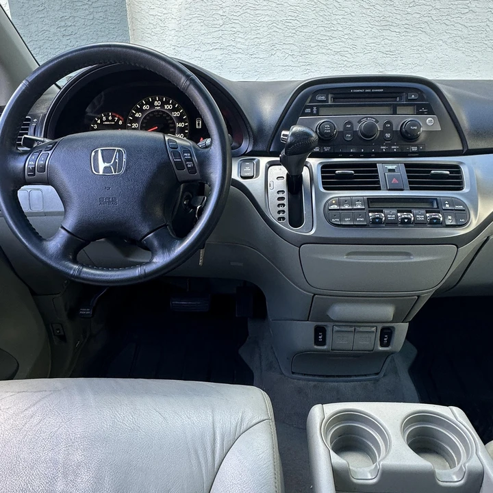 2007 Honda Odyssey - Image 30 of 31
