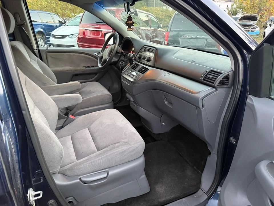 2007 Honda Odyssey - Image 17 of 21