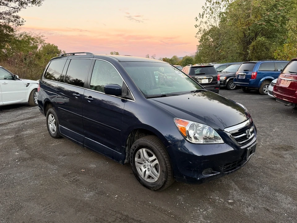 2007 Honda Odyssey - Image 8 of 21