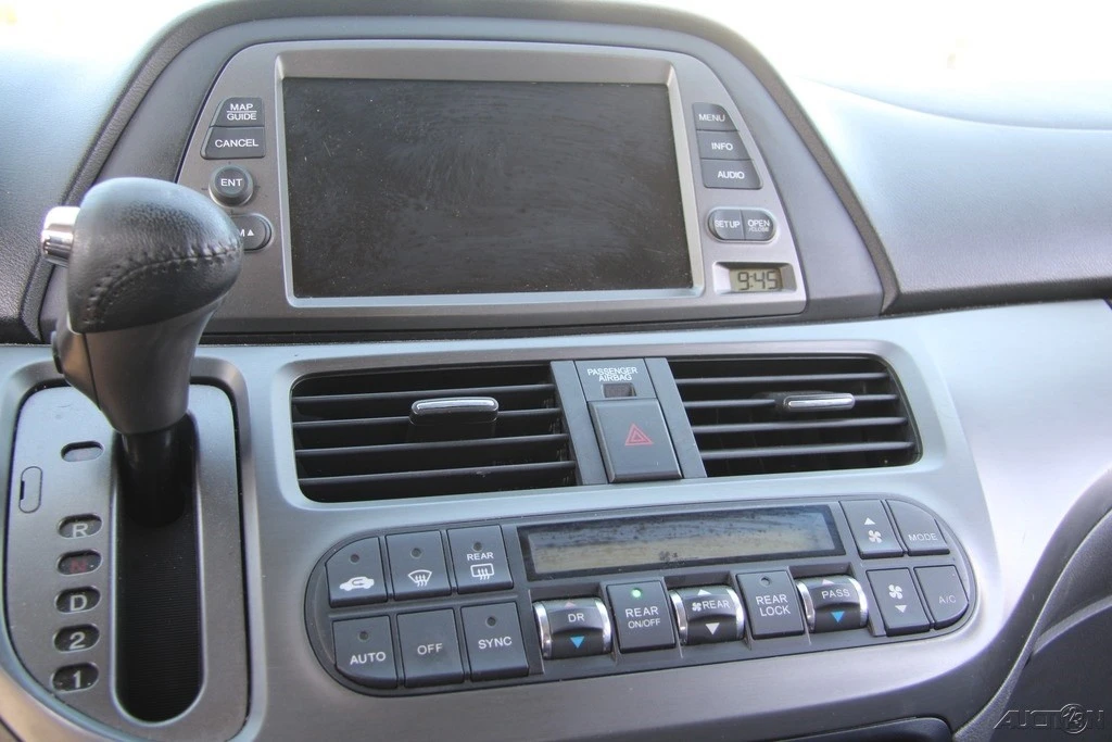 2007 Honda Odyssey - Image 20 of 21