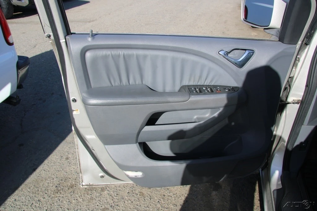 2007 Honda Odyssey - Image 14 of 21