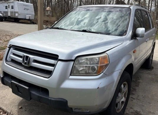 2007 Honda Pilot 1st Gen - Image 2 of 9