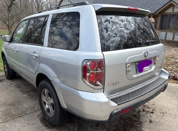 2007 Honda Pilot 1st Gen - Image 3 of 9