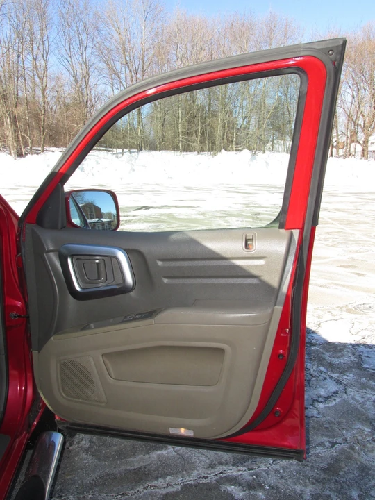 2007 Honda Ridgeline 1st Gen - Image 13 of 21