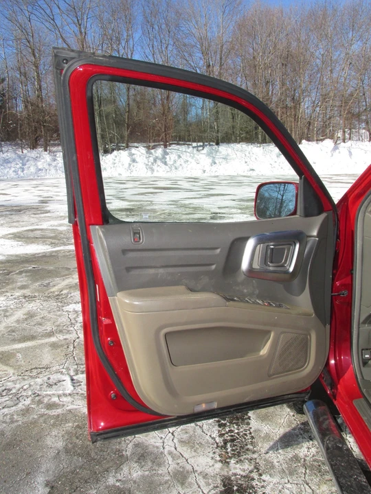 2007 Honda Ridgeline 1st Gen - Image 10 of 21