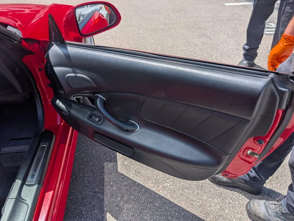 2007 Honda AP2 S2000 - Image 15 of 20