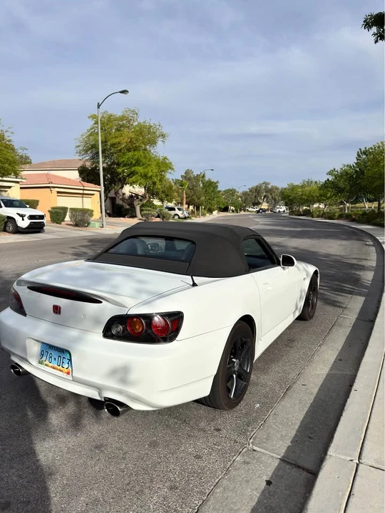 2007 Honda AP2 S2000 - Image 4 of 10