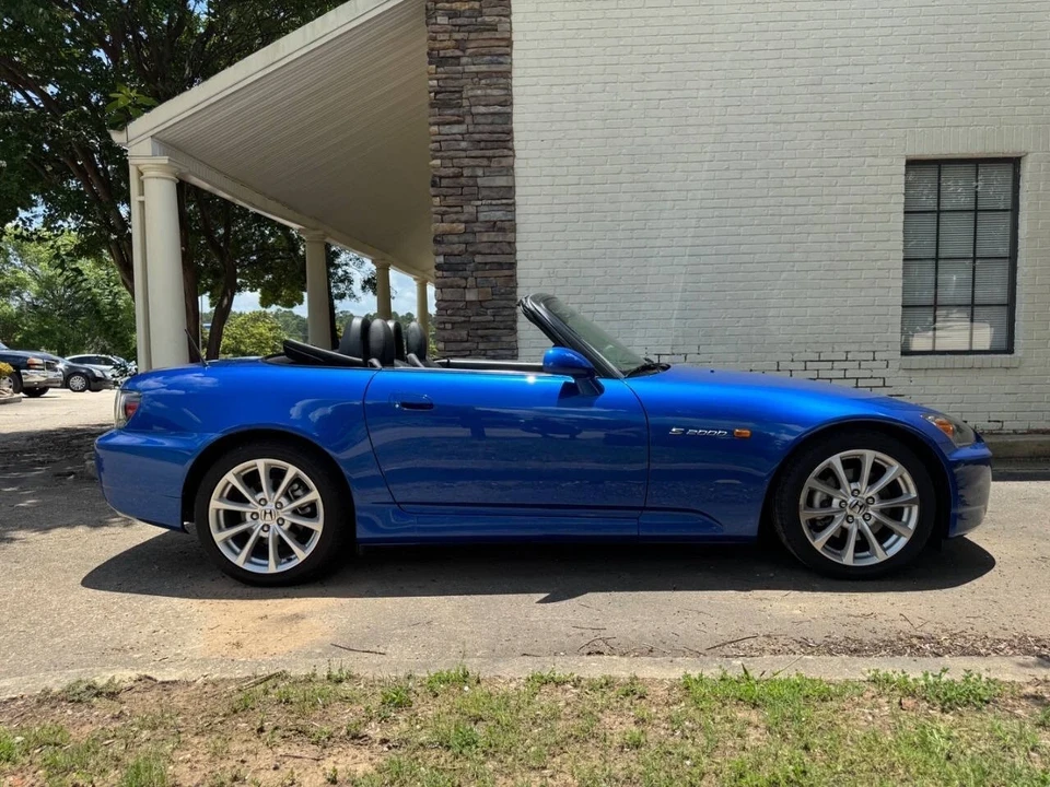 2007 Honda AP2 S2000 - Image 2 of 21