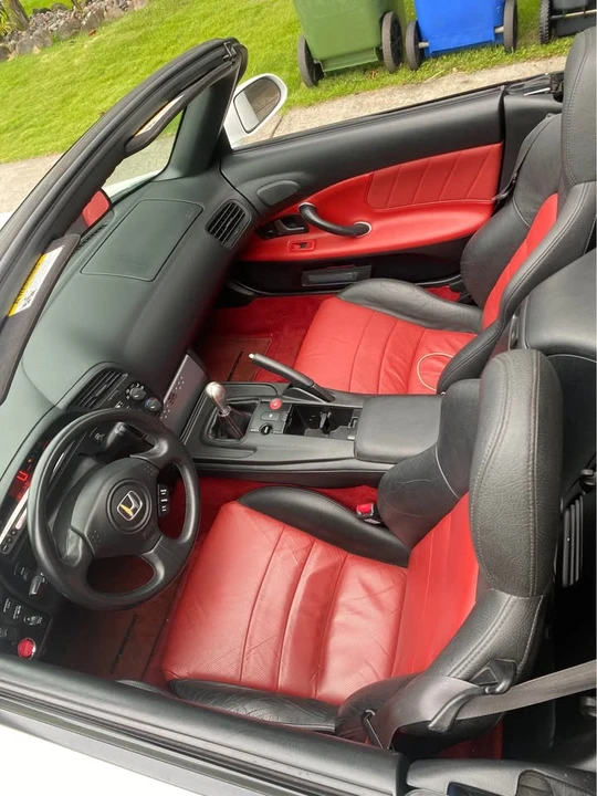 2007 Honda AP2 S2000 - Image 2 of 4