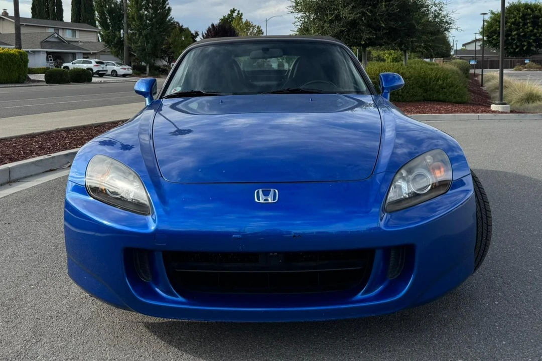 2007 Honda AP2 S2000 - Image 2 of 31