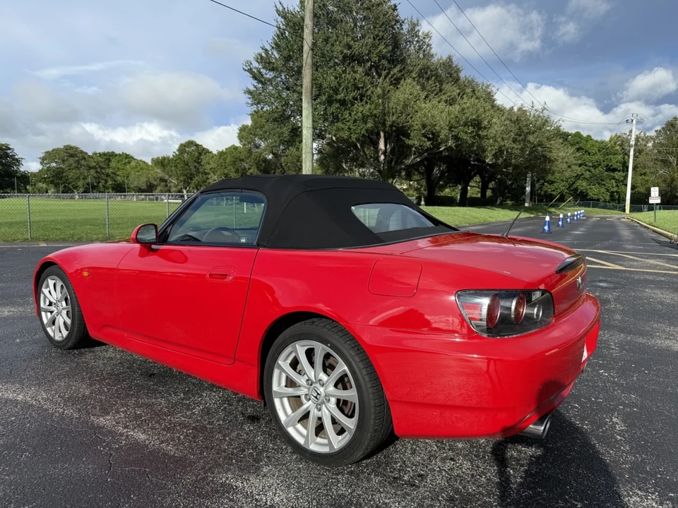 2007 Honda AP2 S2000 - Image 2 of 16