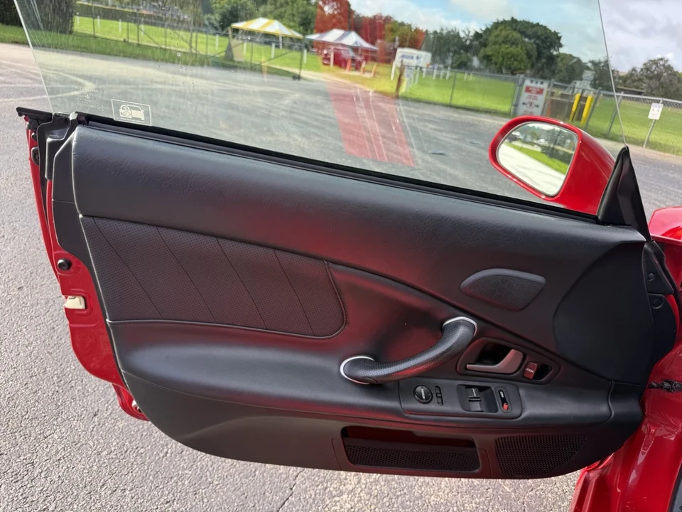 2007 Honda AP2 S2000 - Image 13 of 16
