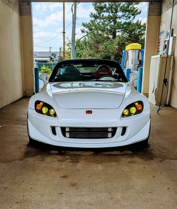 2007 Honda AP2 S2000 - Image 2 of 10