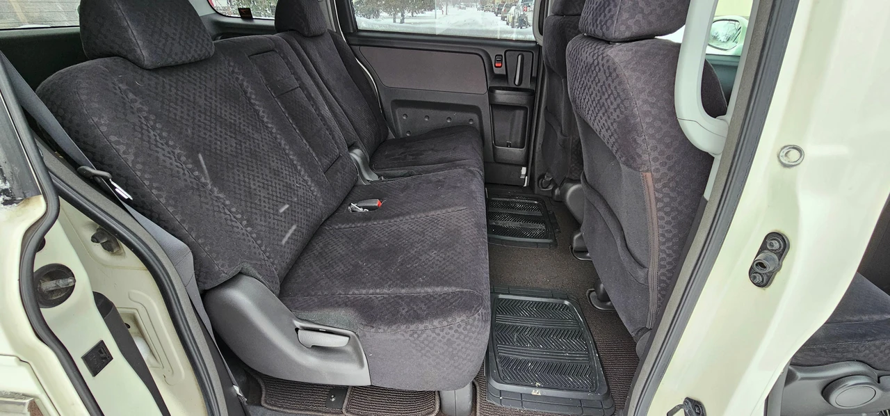 2007 Honda Stepwgn - Image 22 of 31