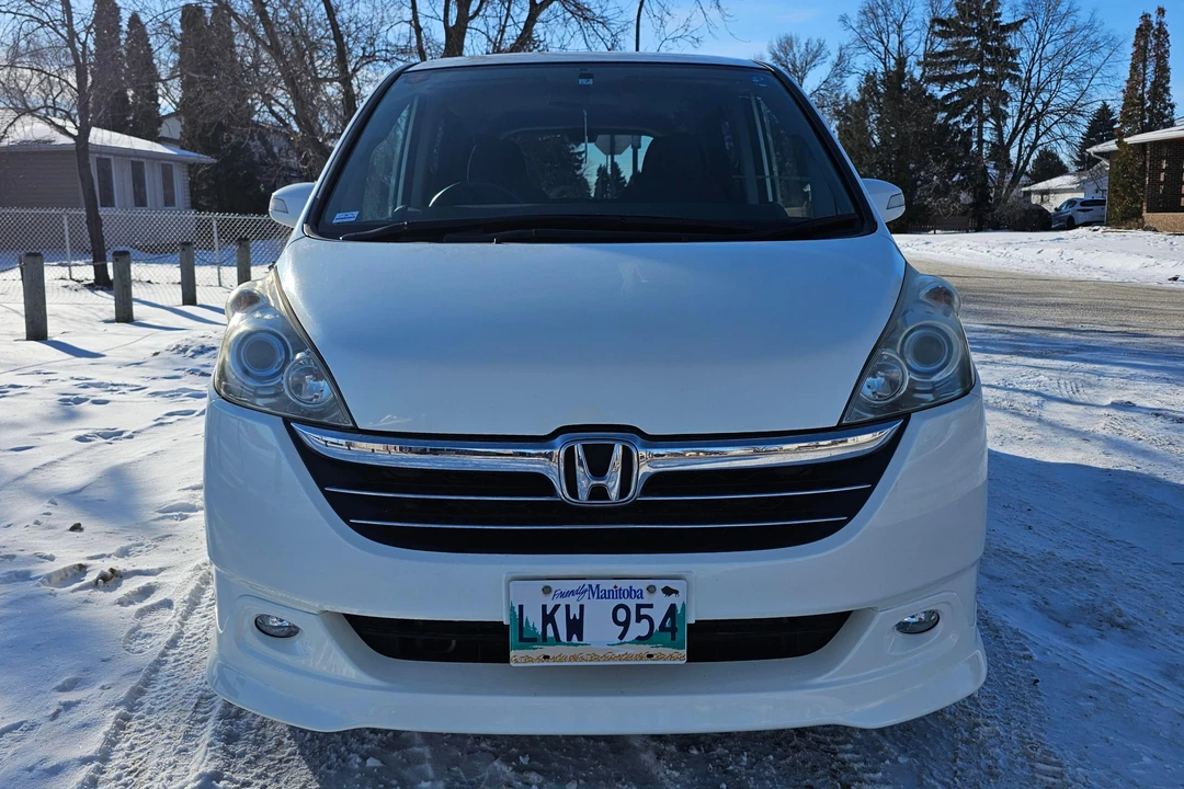 2007 Honda Stepwgn - Image 2 of 31