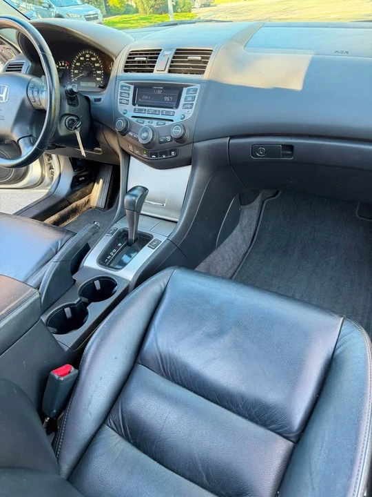 2007 Honda Accord 7th Gen - Image 17 of 20