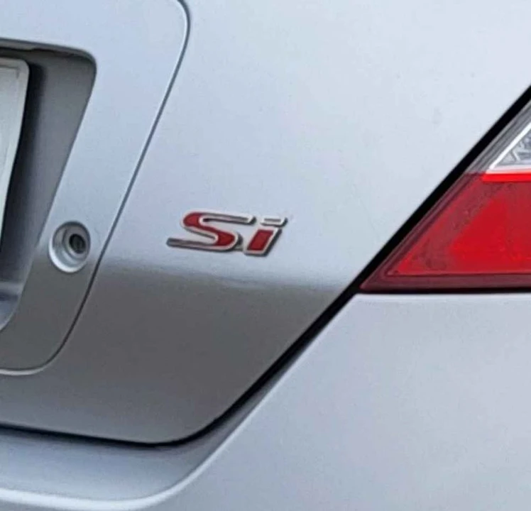 2007 Honda Civic 8th Gen - Image 2 of 10
