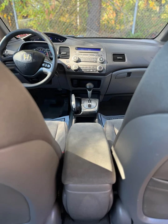 2007 Honda Civic 8th Gen - Image 9 of 15